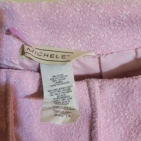 Pink Skirt - Picture 3 of 4